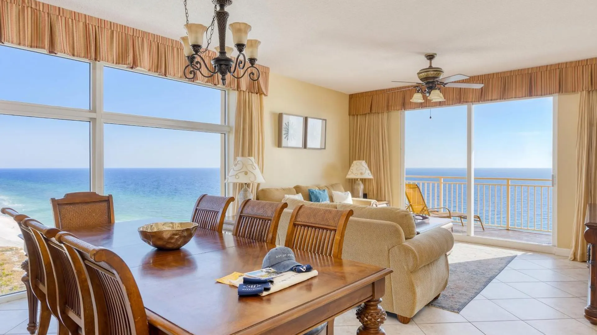 Sunscape By Avantstay Beachfront Sweeping Views Panama City Beach Holiday home