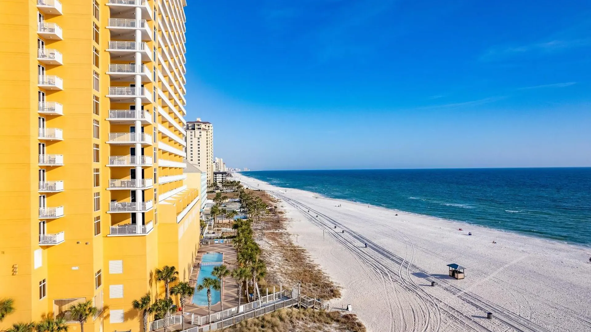 Sunscape By Avantstay Beachfront Sweeping Views Panama City Beach Holiday home