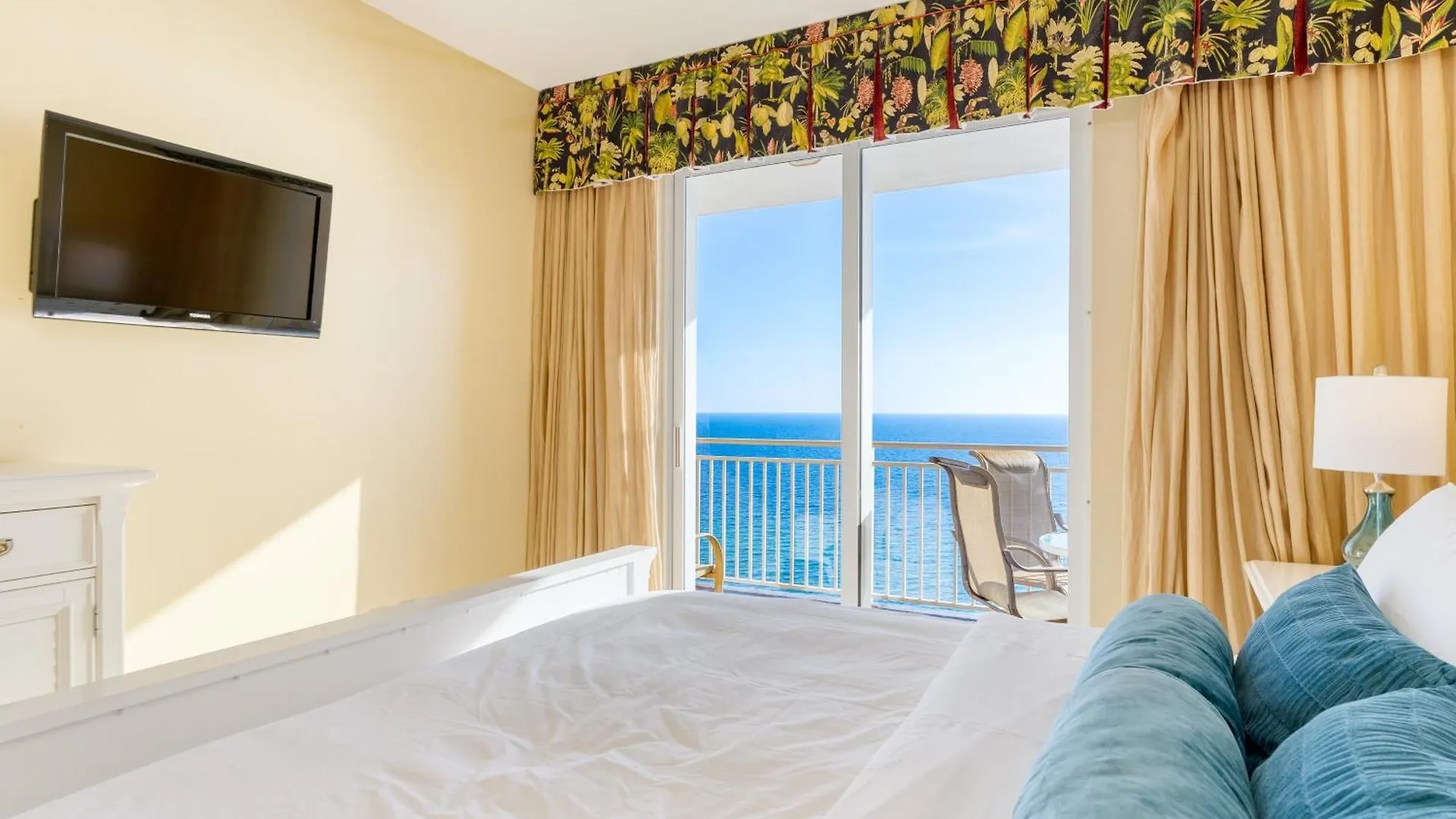 Sunscape By Avantstay Beachfront Sweeping Views Panama City Beach